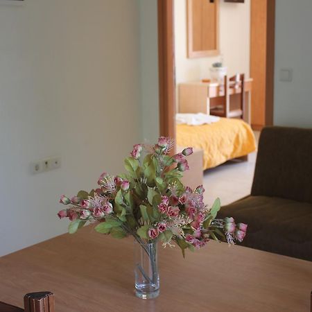 Virgin Mary Apartman Rodákino Kültér fotó