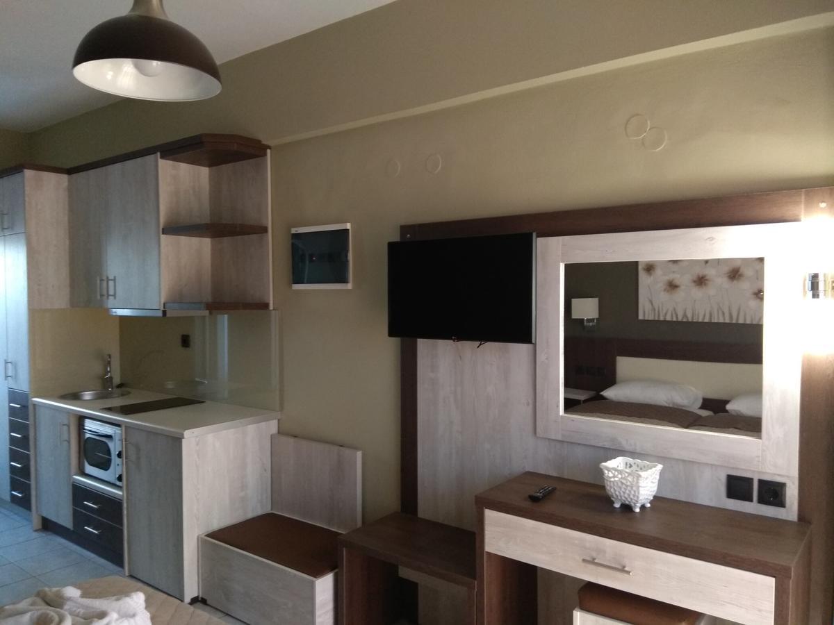 Virgin Mary Apartman Rodákino Kültér fotó
